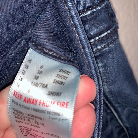 American Eagle Super Super Stretch Jegging Jeans - Picture 7 of 13